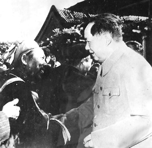 最后一代瑶王：邓卖尾八公(组图)